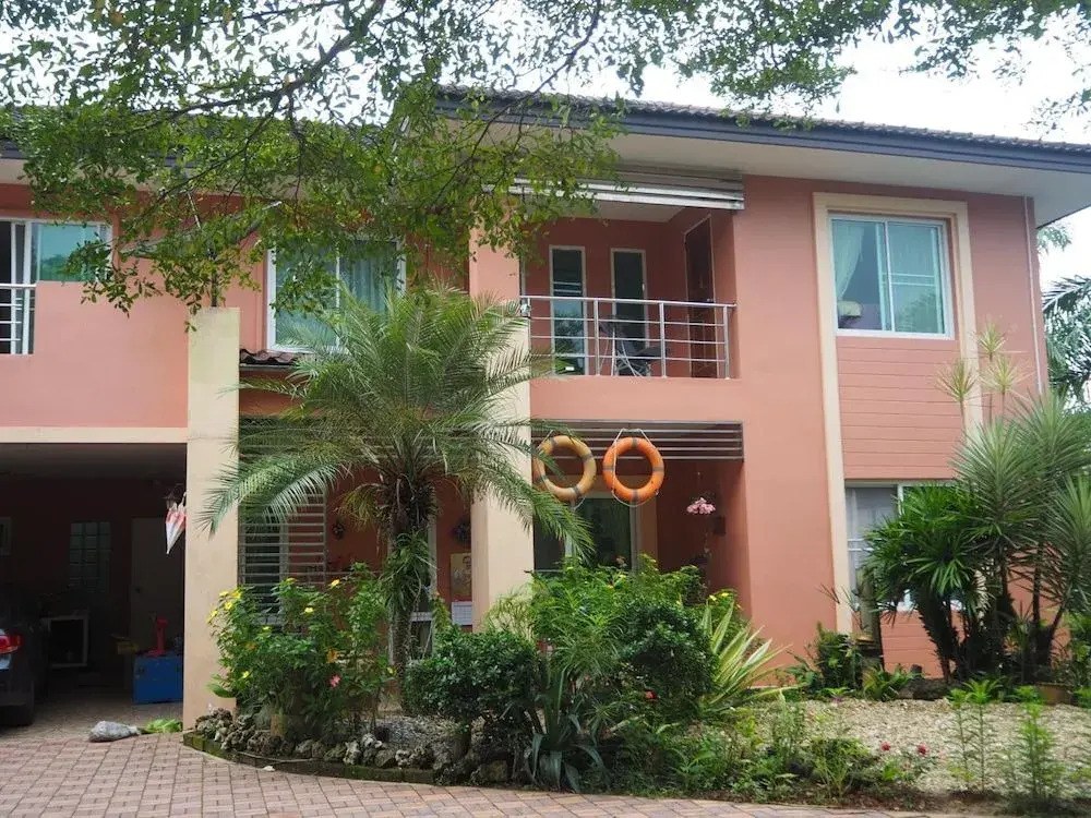 Baantai Homestay
