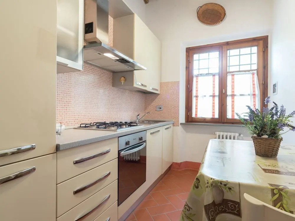 Escape in Rosignano Hills