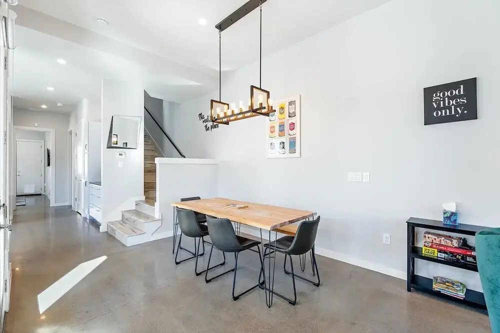 Trendy 3 Bedroom in South Austin!