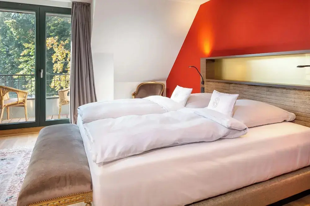 HRO Hotel Rittergut Osthoff GmbH