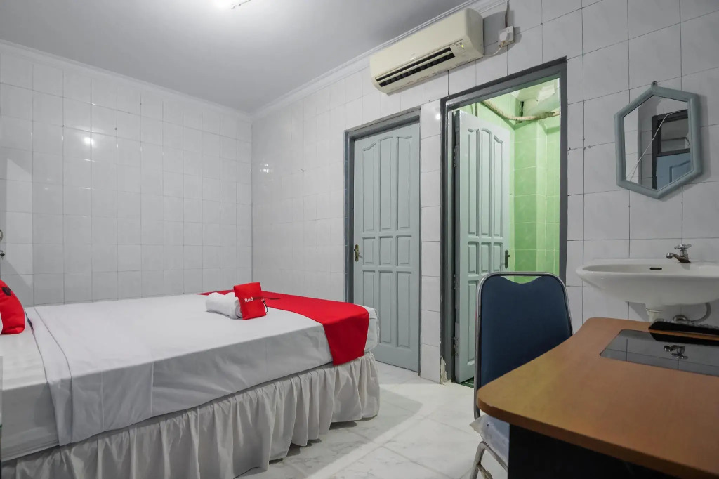RedDoorz Syariah @ Ahmad Yani Street Balikpapan