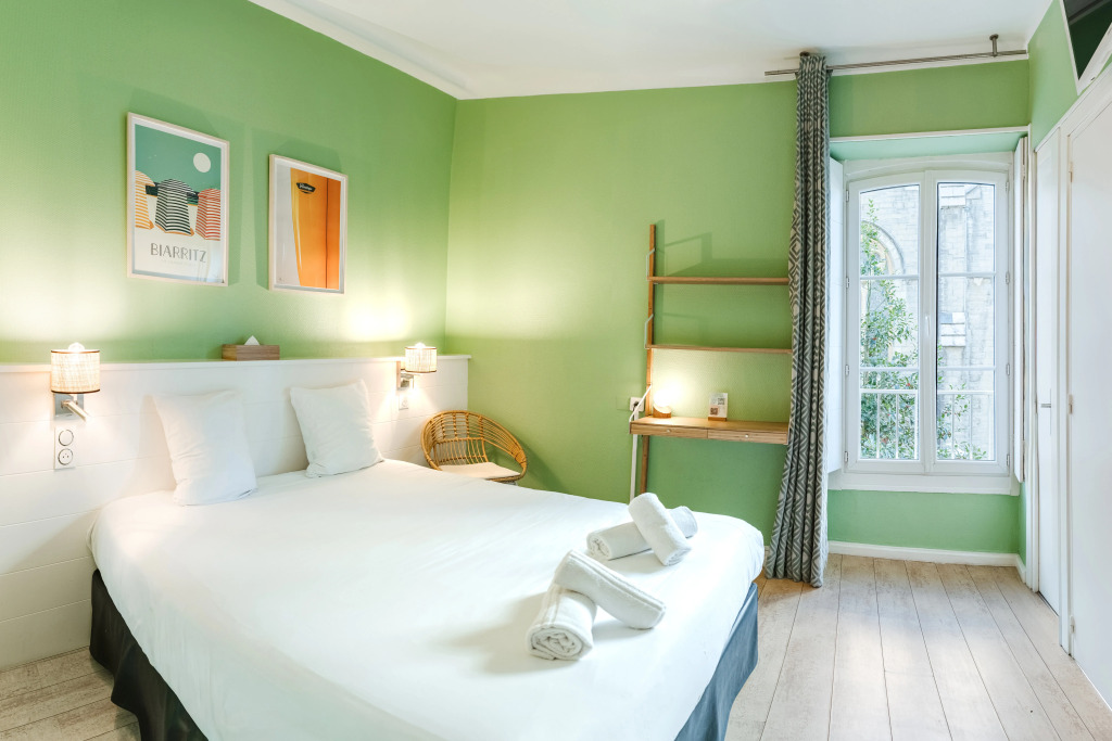 Hotel de lOcéan et restaurant - Coeur de ville