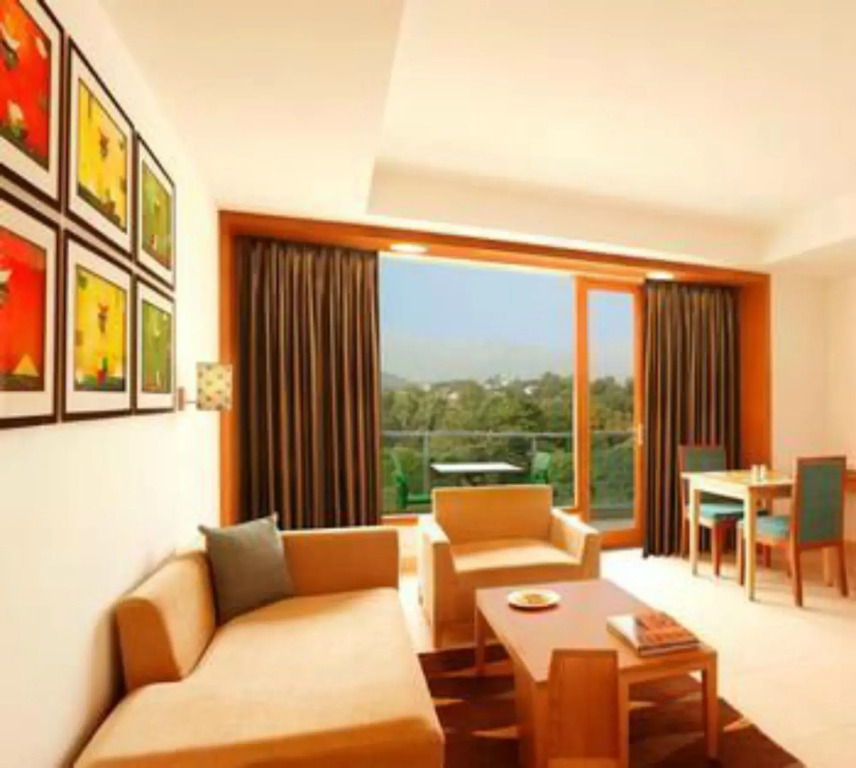 Lemon Tree Hotel, Dehradun