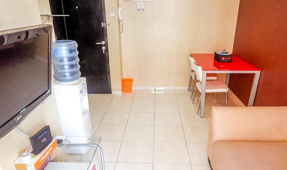 Simply Homey Gardenia Boulevard Apartment