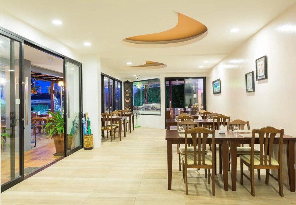 Phranang Place Hotel