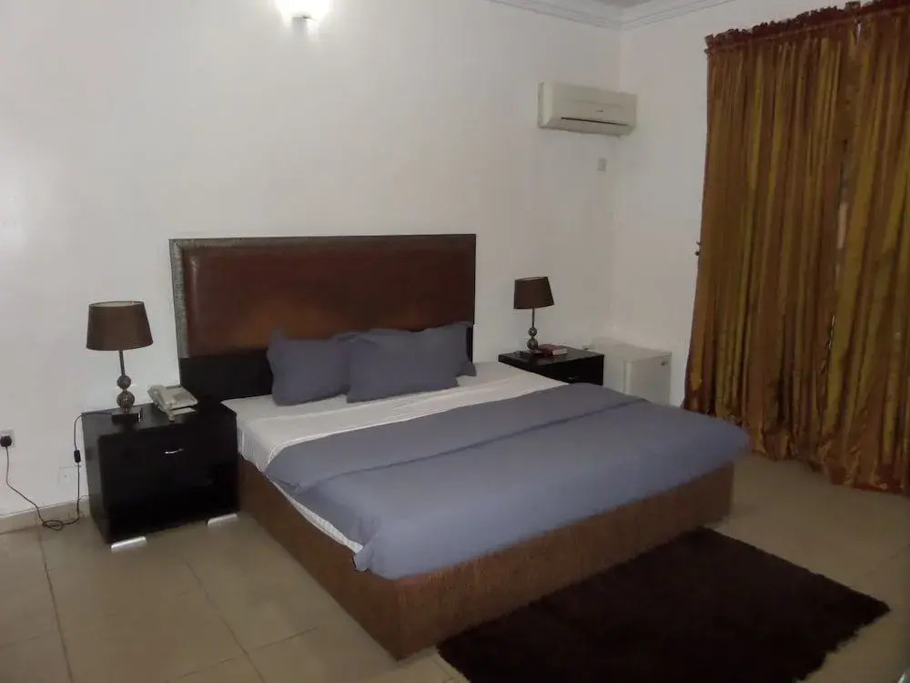 The Real Legacy Hotel