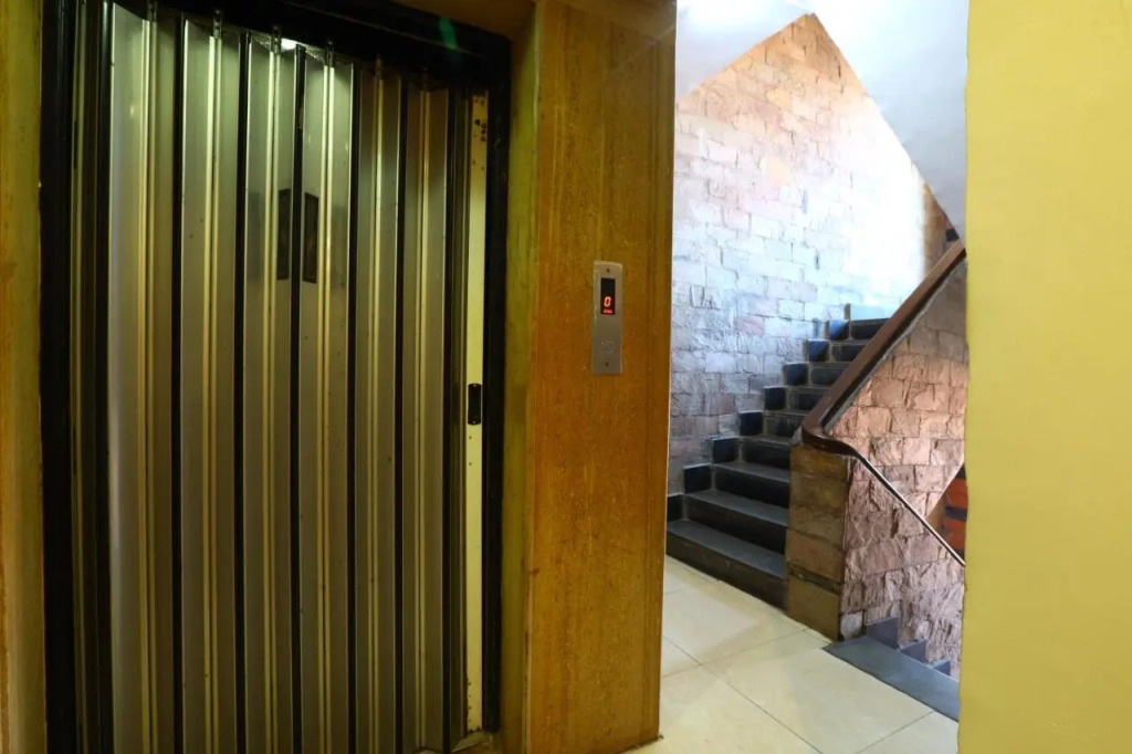Hotel Sona