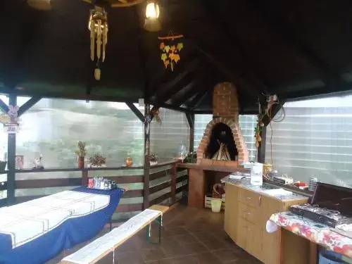 Casa Cu Piatra