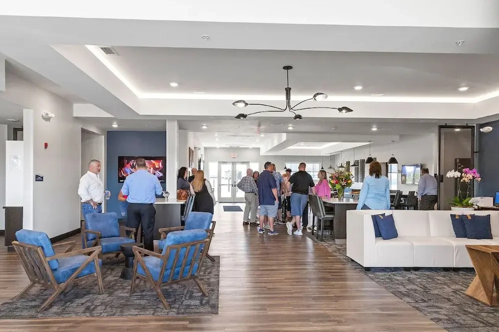 Holiday Inn Express Kansas City North - Parkville by IHG