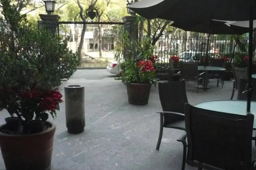 Hotel Bristol