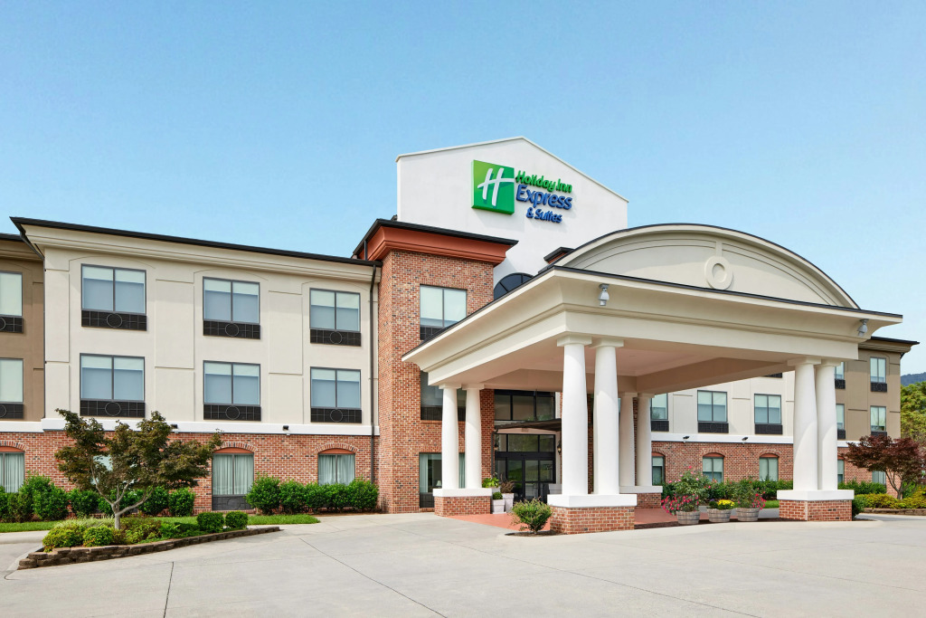 Holiday Inn Express Hotel & Suites Salem by IHG