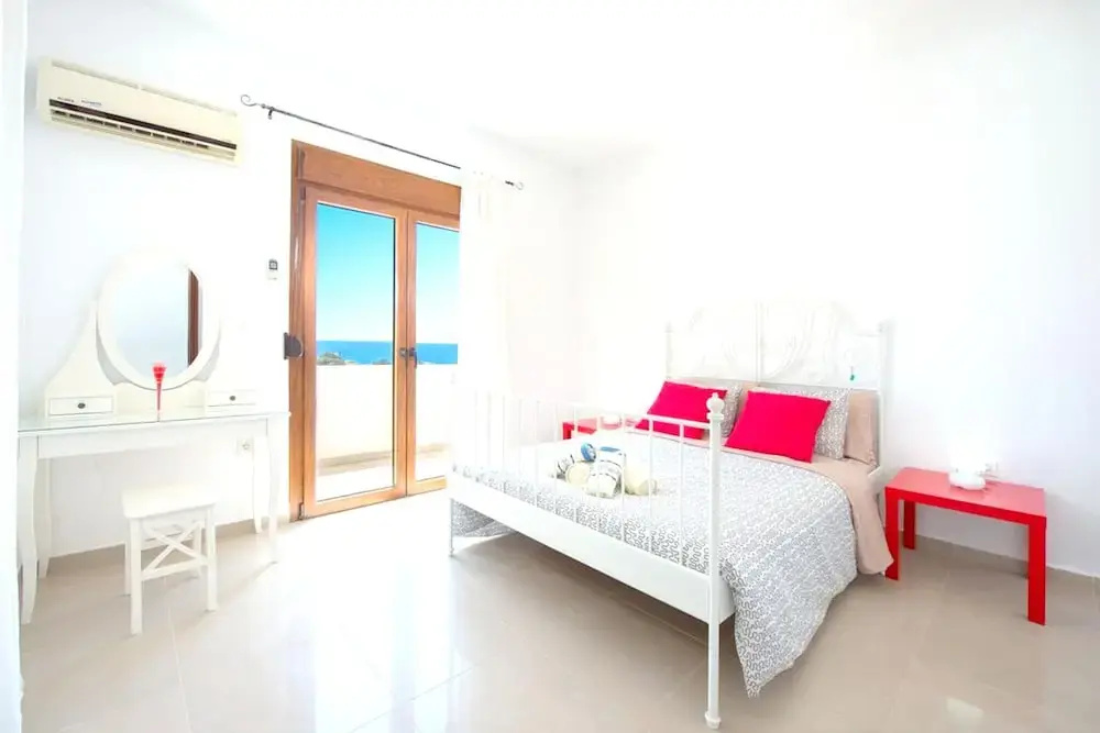 House With 2 Bedrooms in Kiotari, With Furnished Garden and Wifi Near the Beach