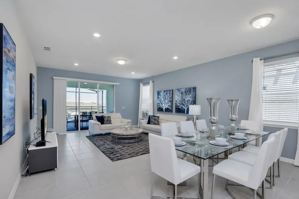 1220aloha 6 Bedroom Villa by Redawning