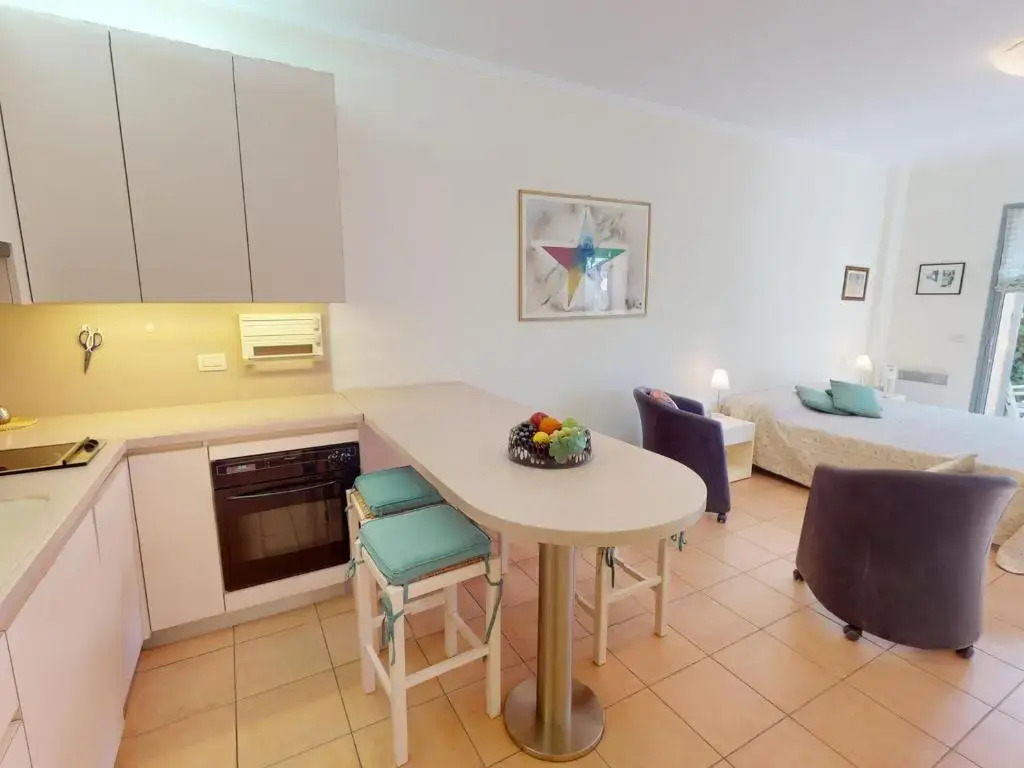 Studio Menton, 1 pièce, 2 personnes - FR-1-196-283
