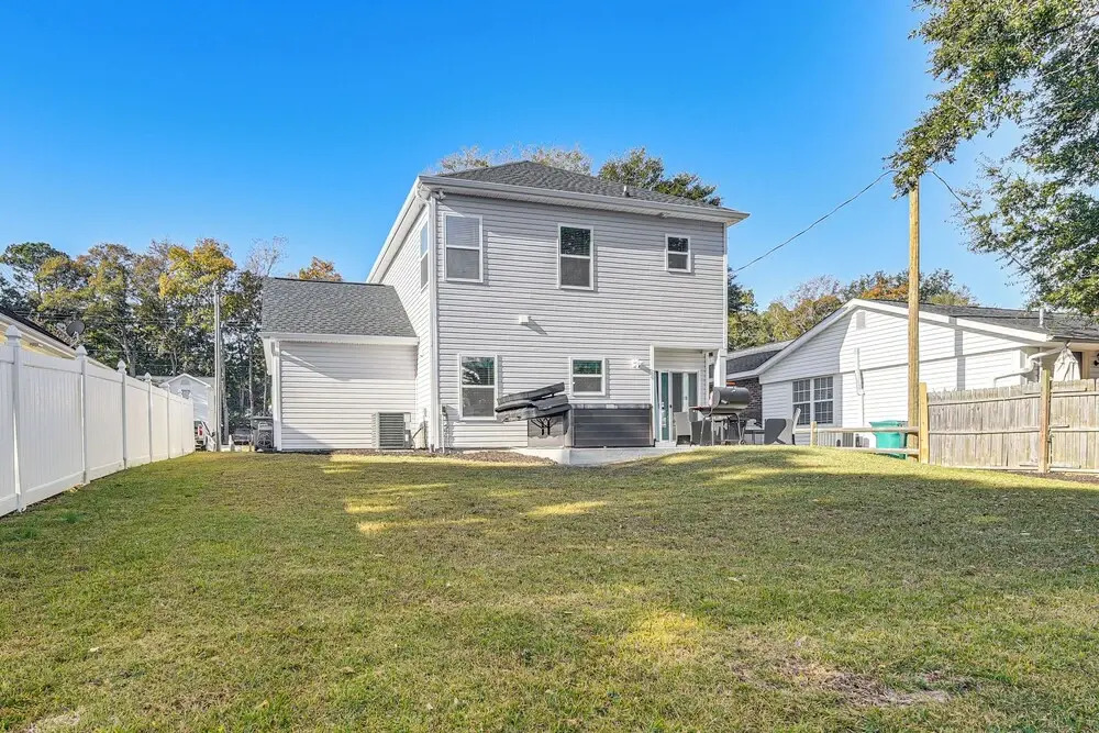 Hot Tub + Fire Pit: Home Near Dtwn Little River!