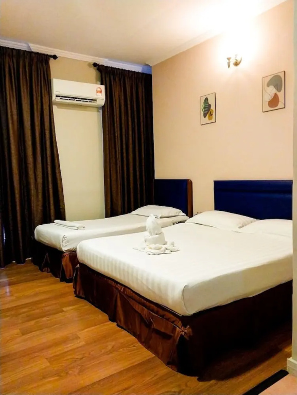 The Grand Hotel 2