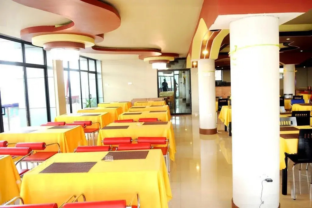 Ravens Hotel