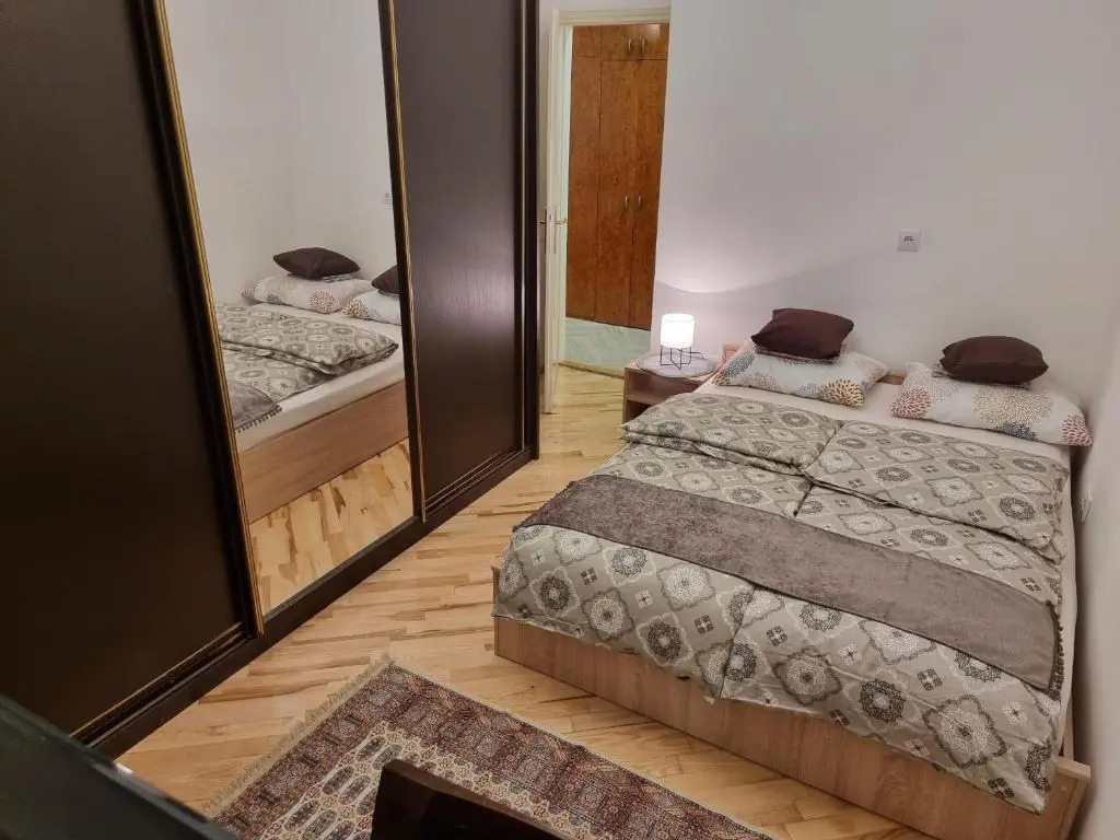 Big Downtown Apartment across National Theater (2 Bedrooms)