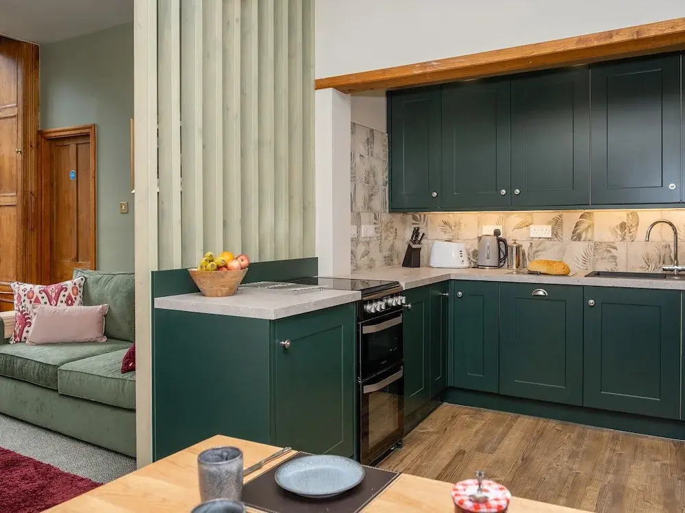 Watermouth Castle, Bassett Apartment