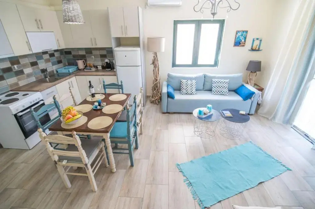 Vacation house on Pantokratoras beach