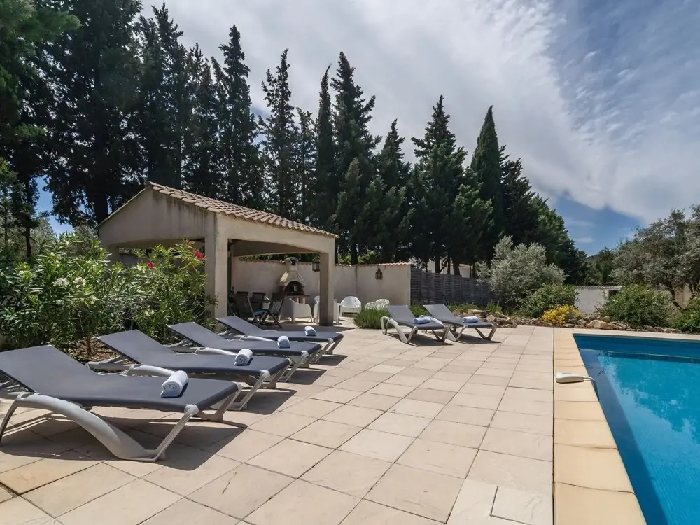 Villa in Pouzols with Private Pool & Vineyards