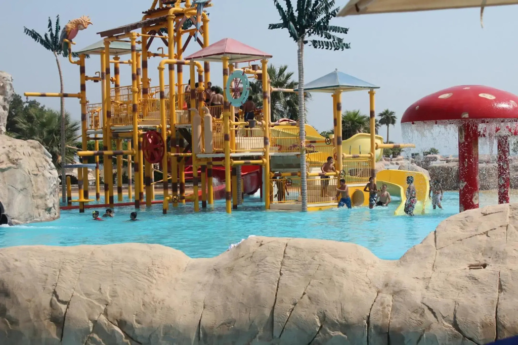 Sunset Beach Resort for Entertainment