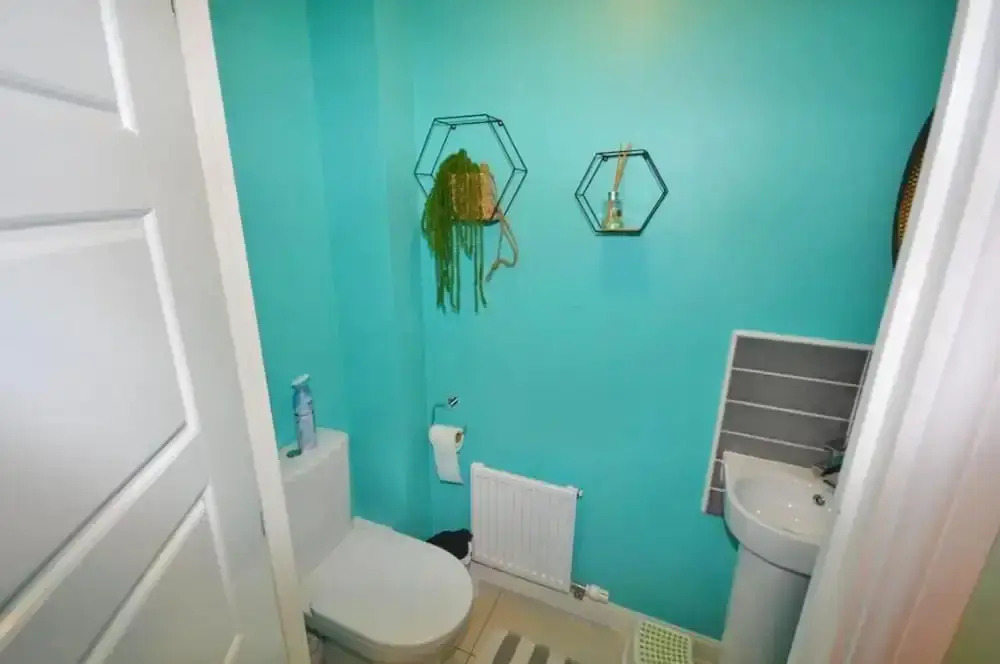 4 Bed House - Sleeps 8 - Hottub - Garden - Parking
