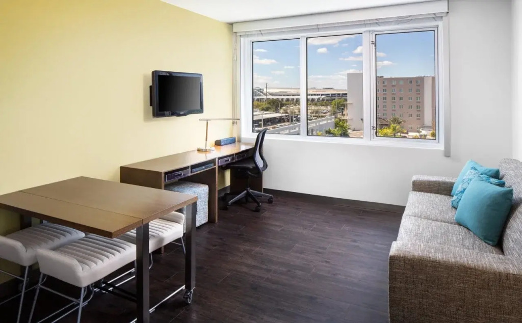 Element by Marriott Miami International Airport