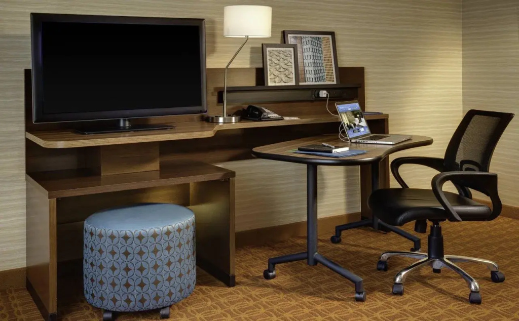 Fairfield Inn & Suites by Marriott Detroit Canton