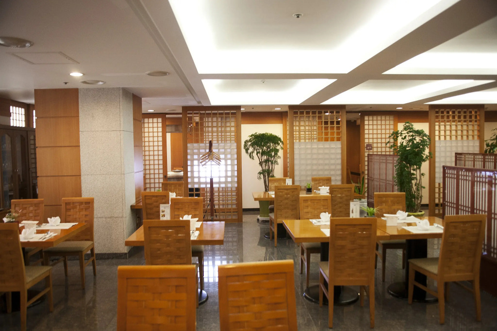 Hotel President