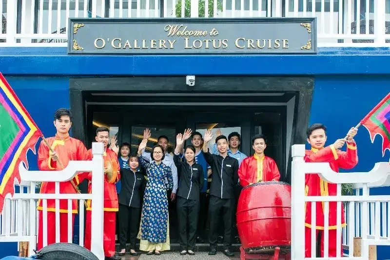 O'Gallery Lotus Cruise