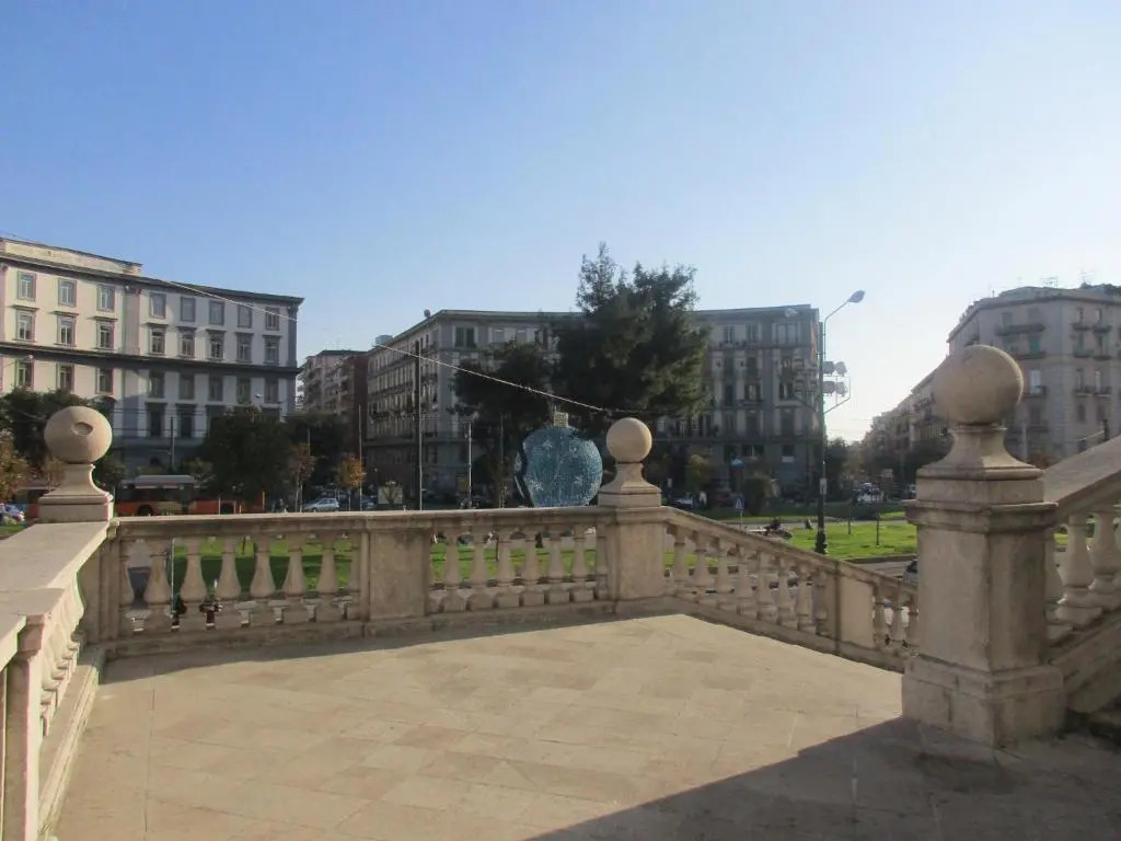 Nella Storica Piazza Carlo III