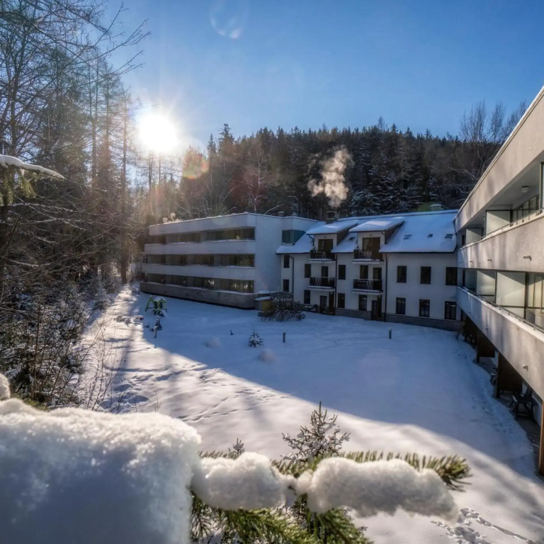 Hotel Murowanica