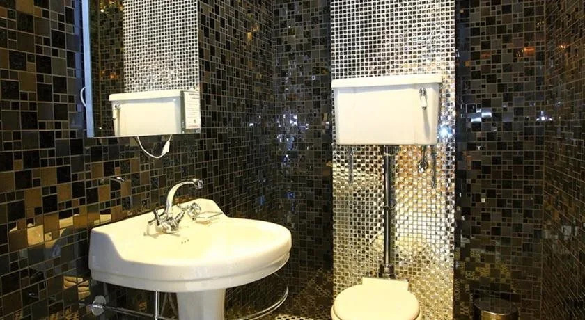 Bruel Hotel