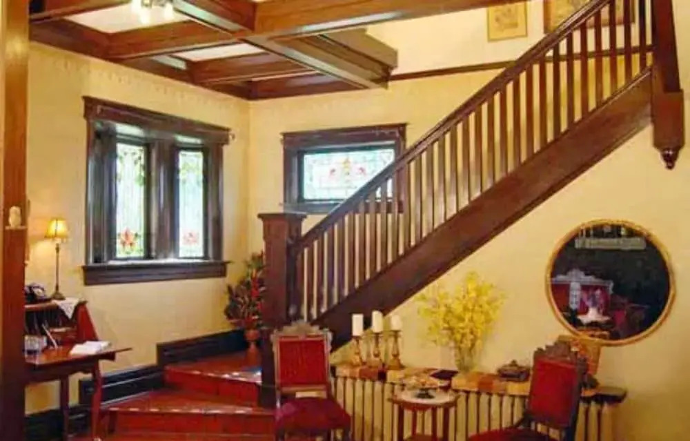 The Pillar Inn