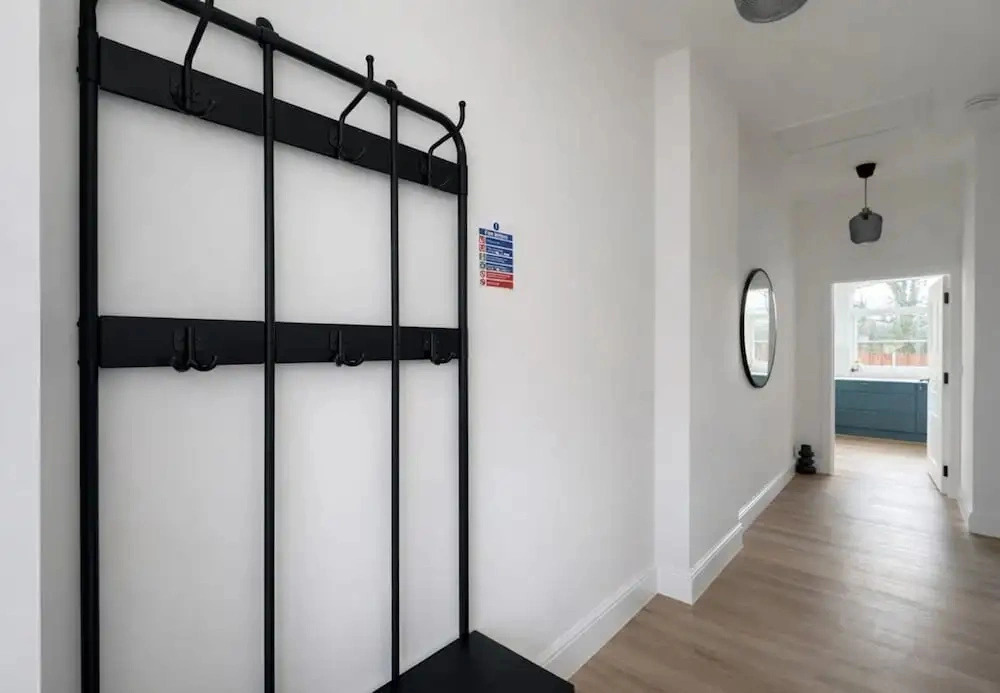 2 BR Sofabed 11 Mins to Gallops Parking Garden
