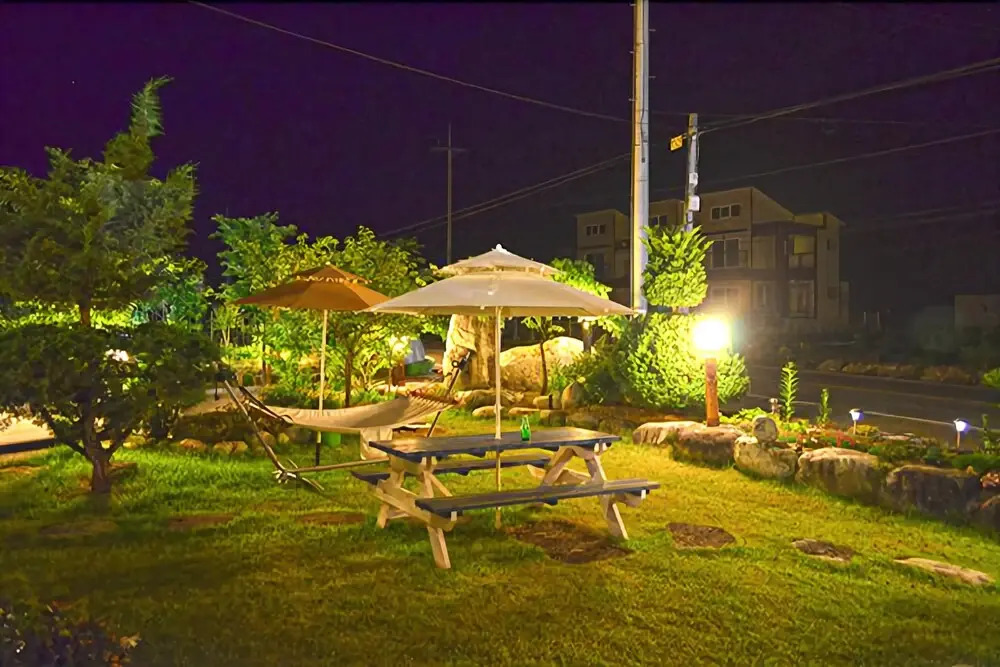 Gangneung Rest Under The Tree Pension