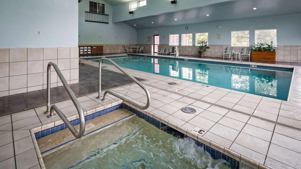 Best Western Plus Grant Creek Inn