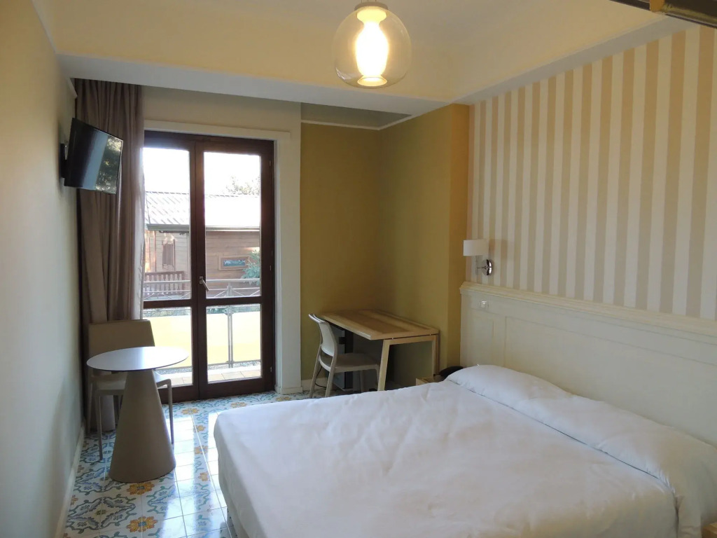 Hotel Zeus