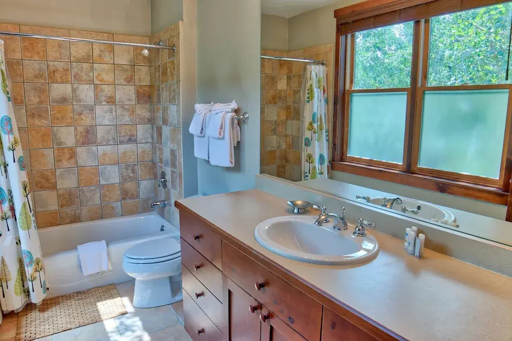 Main Street Junc. 15 (Townhome with Resort Amenities)