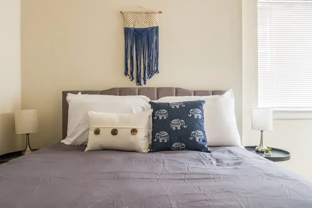 2 BR Apt in Windy Hill near beach by Frontdesk
