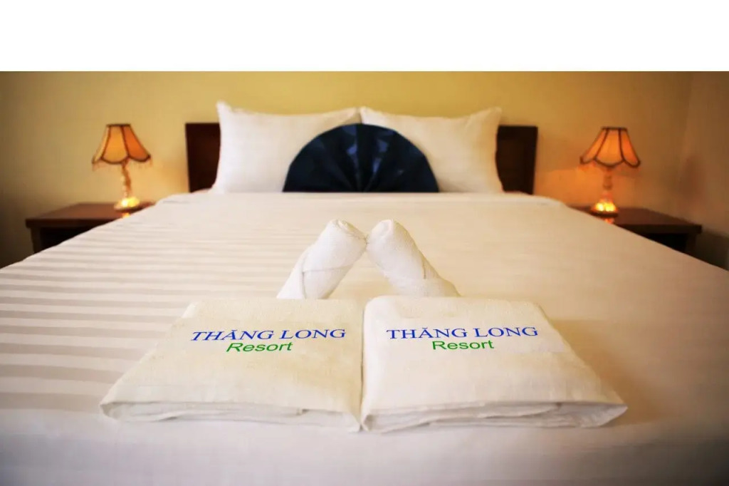 Thang Long Resort