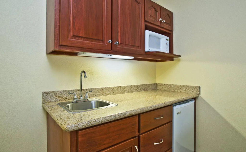 Holiday Inn Express Hotel & Suites East Lansing by IHG