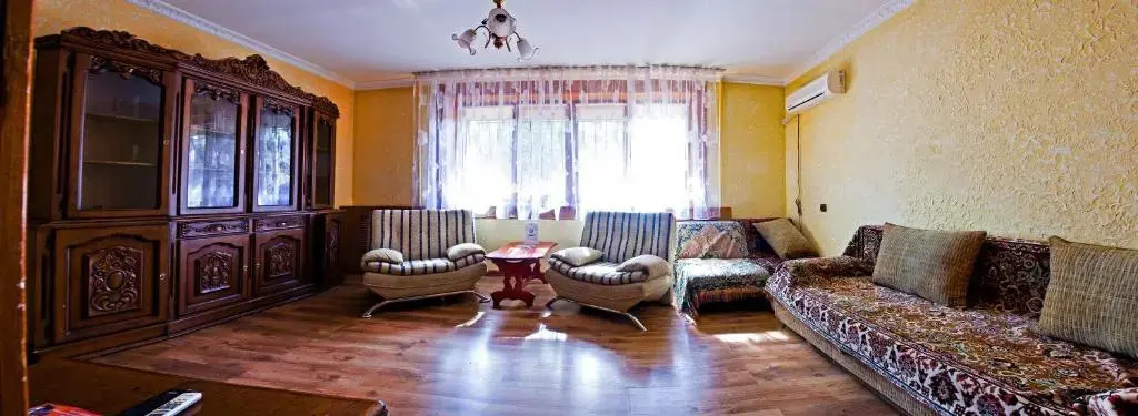 Lessor Centre Apartments