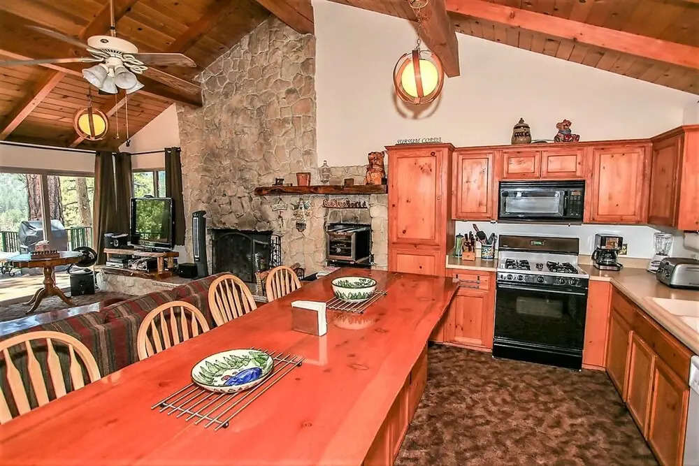 Scenic Retreat-1772 by Big Bear Vacations