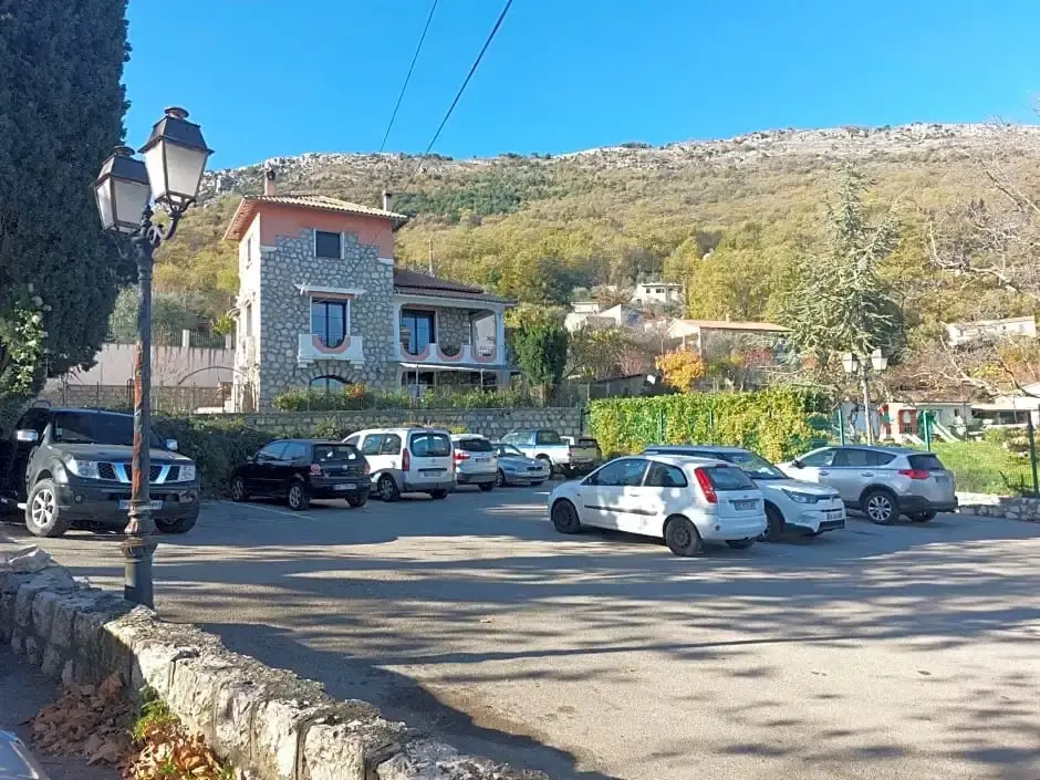 Maison Barnoin-Chambres et villas au calme proche Nice