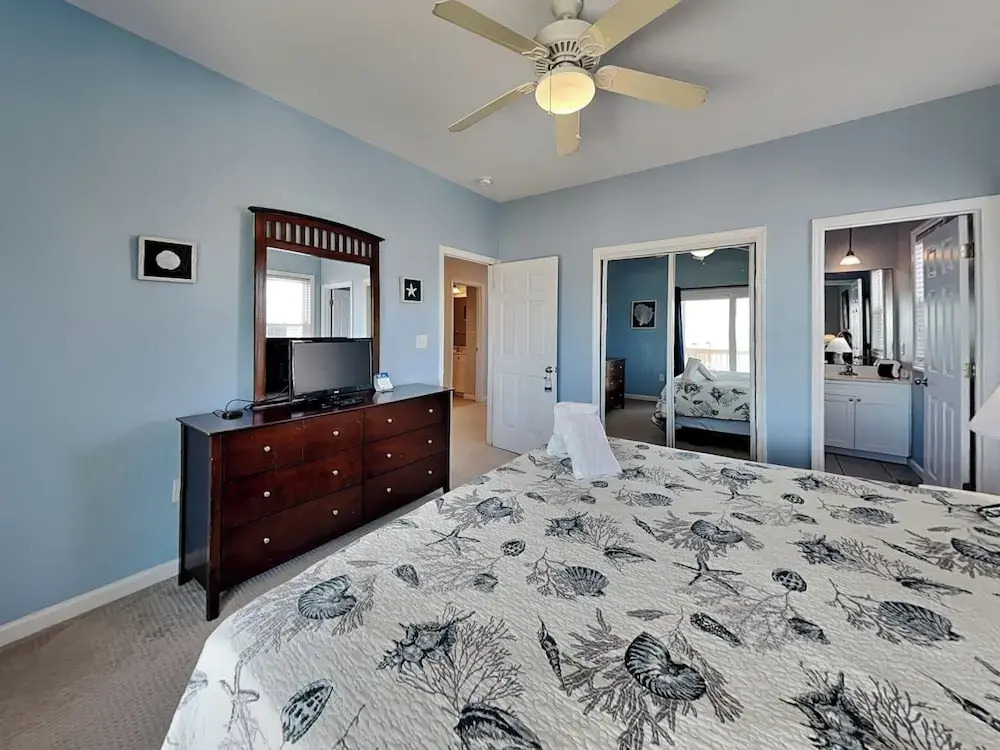 Bel Sole (Beautiful Sun) by Topsail Realty