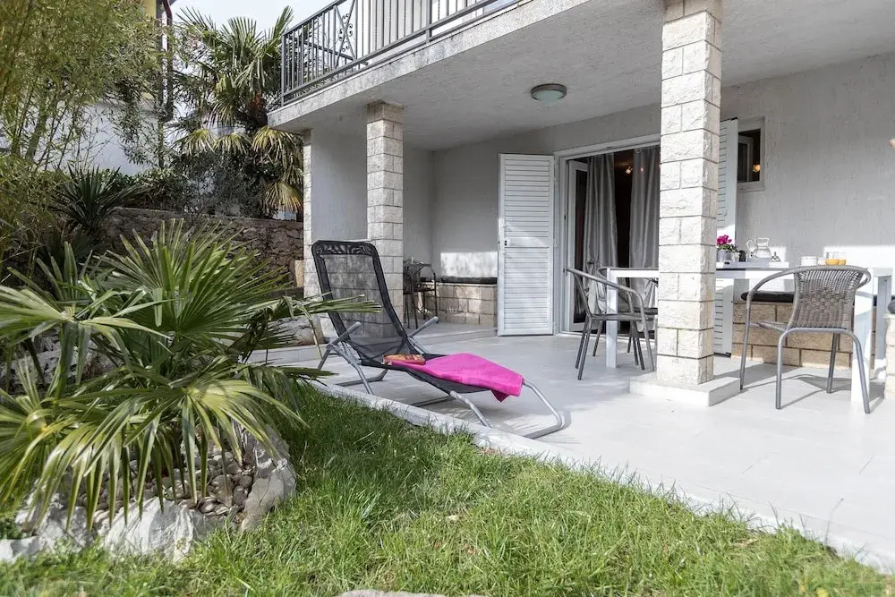 Apartments Karmen 1
