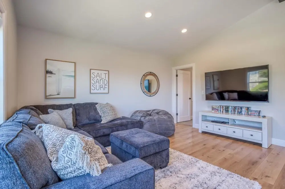 Luxurious Ocean Views and Fun Amenities - Gorgeous Beach Retreat