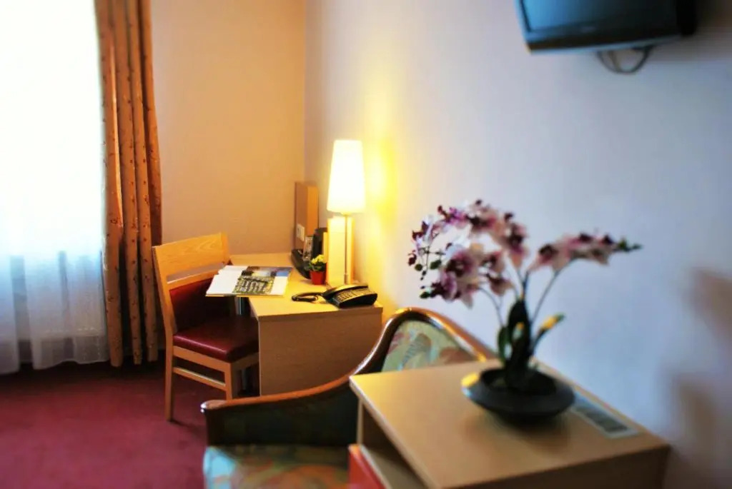Apartments Atomis Hotel Düsseldorf City